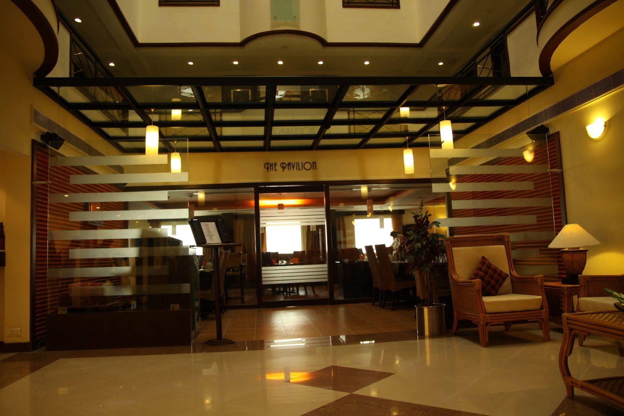 The Residency होटल